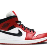 AIR JORDAN 1 MID 'CHICAGO'