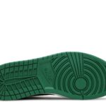 AIR JORDAN 1 RETRO HIGH OG ‘PINE GREEN 2.0’ 1