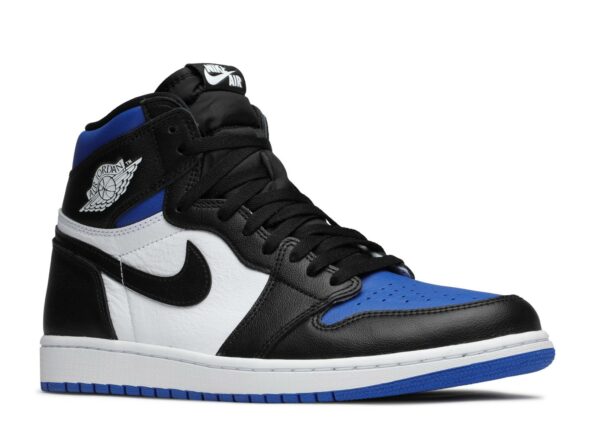 AIR JORDAN 1 RETRO HIGH OG ‘ROYAL TOE’ 2
