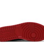 WMNS AIR JORDAN 1 HIGH OG ‘UNC TO CHICAGO’ 1