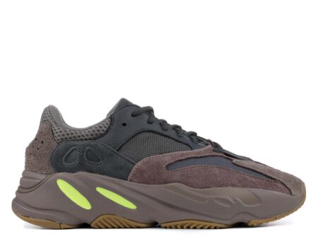 YEEZY BOOST 700 'MAUVE'