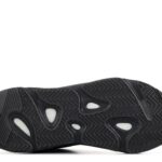 YEEZY BOOST 700 V2 ‘VANTA’ 2