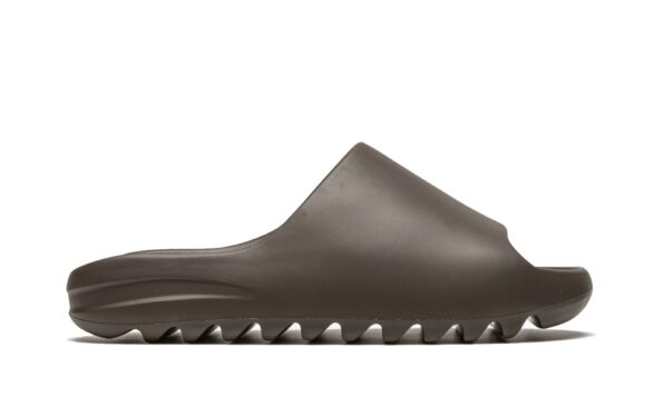 0C5C2EF9-5D4C-4DF9-9FCF-BA93D628F27A