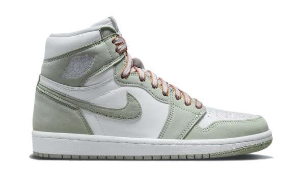 31006BDF-0535-4983-8D30-414DCF58E7EB