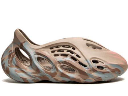 Yeezy Foam RNNR MX Sand Grey